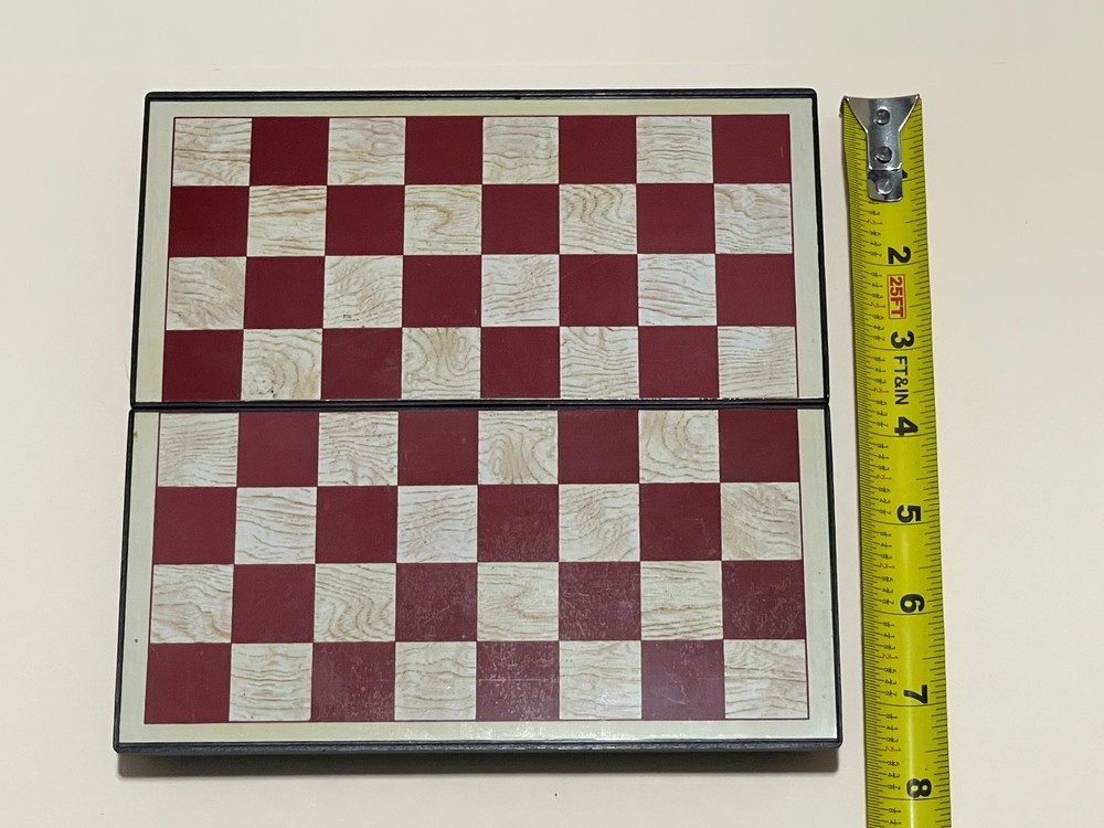 CHESS SET w/ locking device - TRAVEL - STOCKING STUFFER