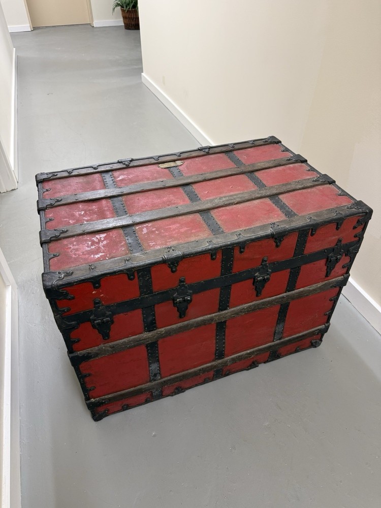 Antique Steamer Trunk, Professional Model Built By C.A. Taylor Trunk Works.