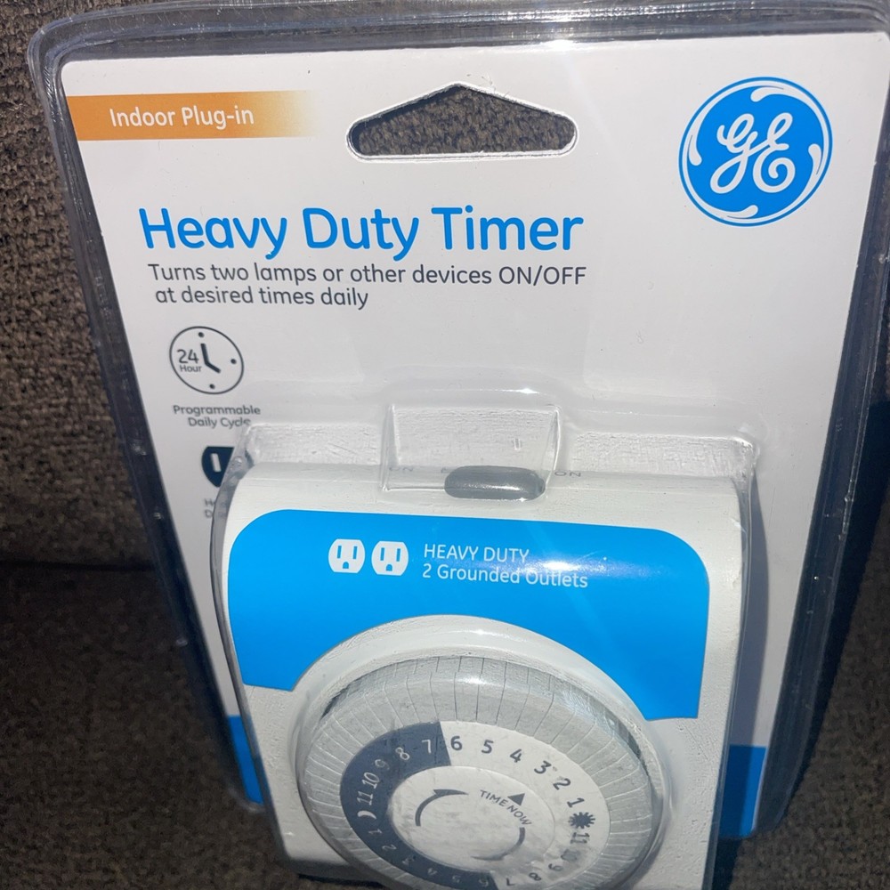 GE Heavy Duty Timer Programmable Grounded Indoor Plug-in with 2-Outlets - White