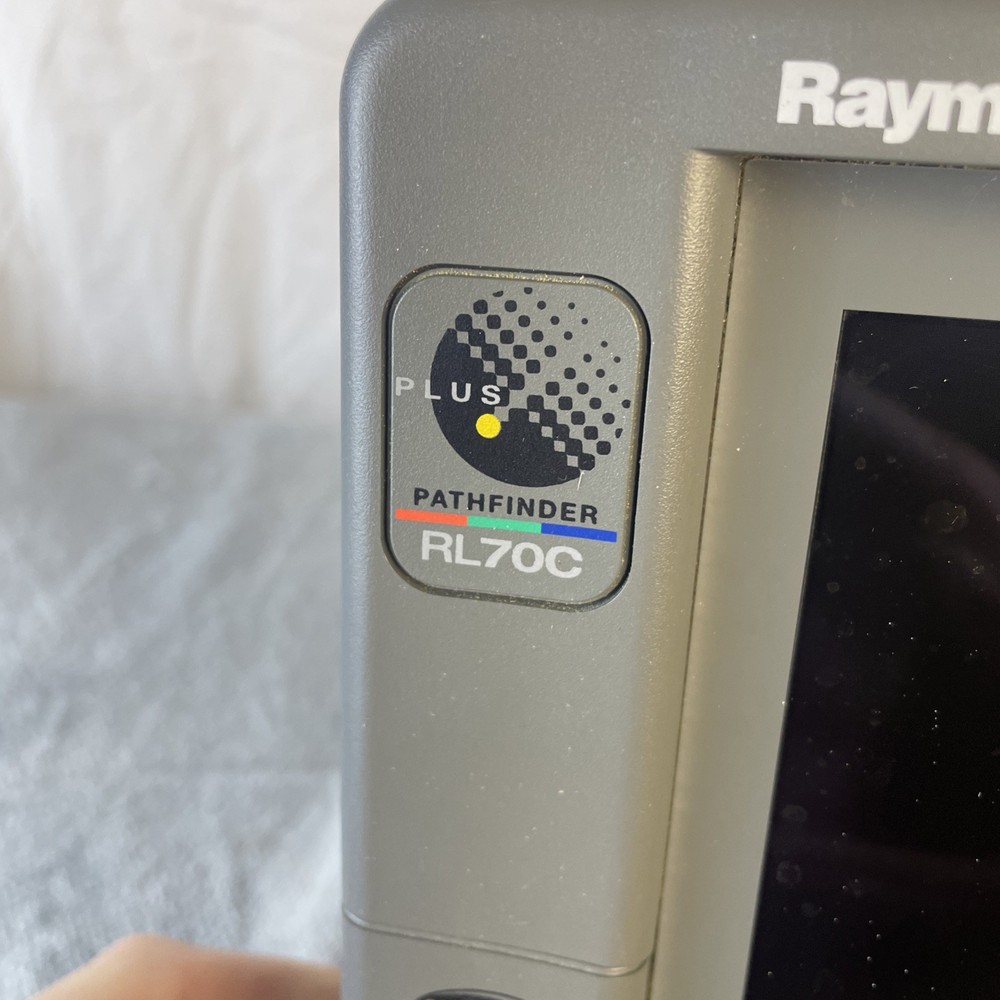 Raymarine RL70C Chartplotter Pathfinder Raychart Display E52034 RL70 C MFD Radar