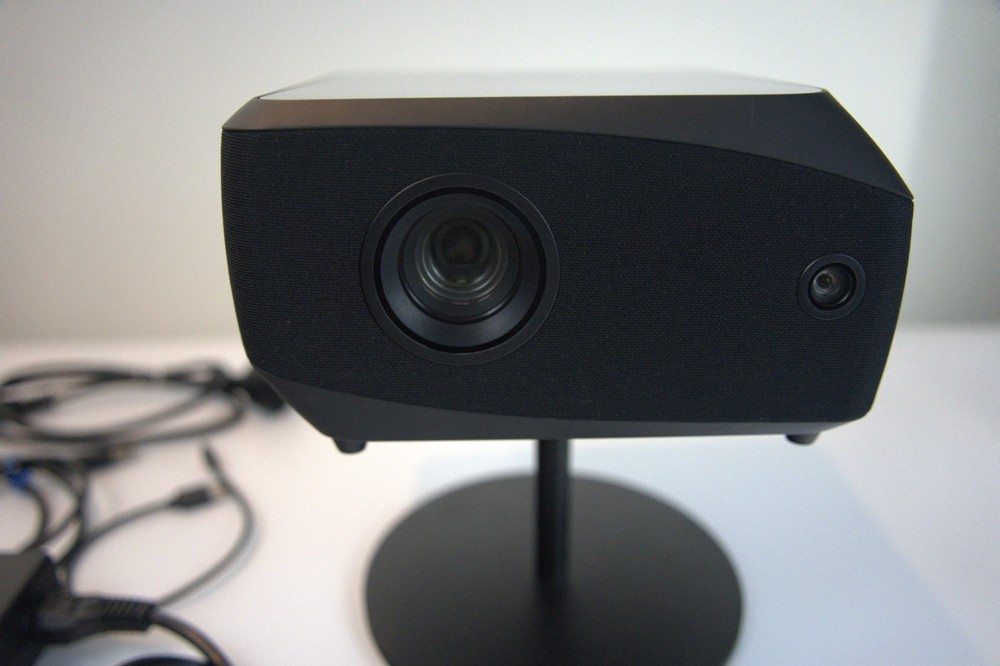 Lightform LF2 Desktop Projector Black