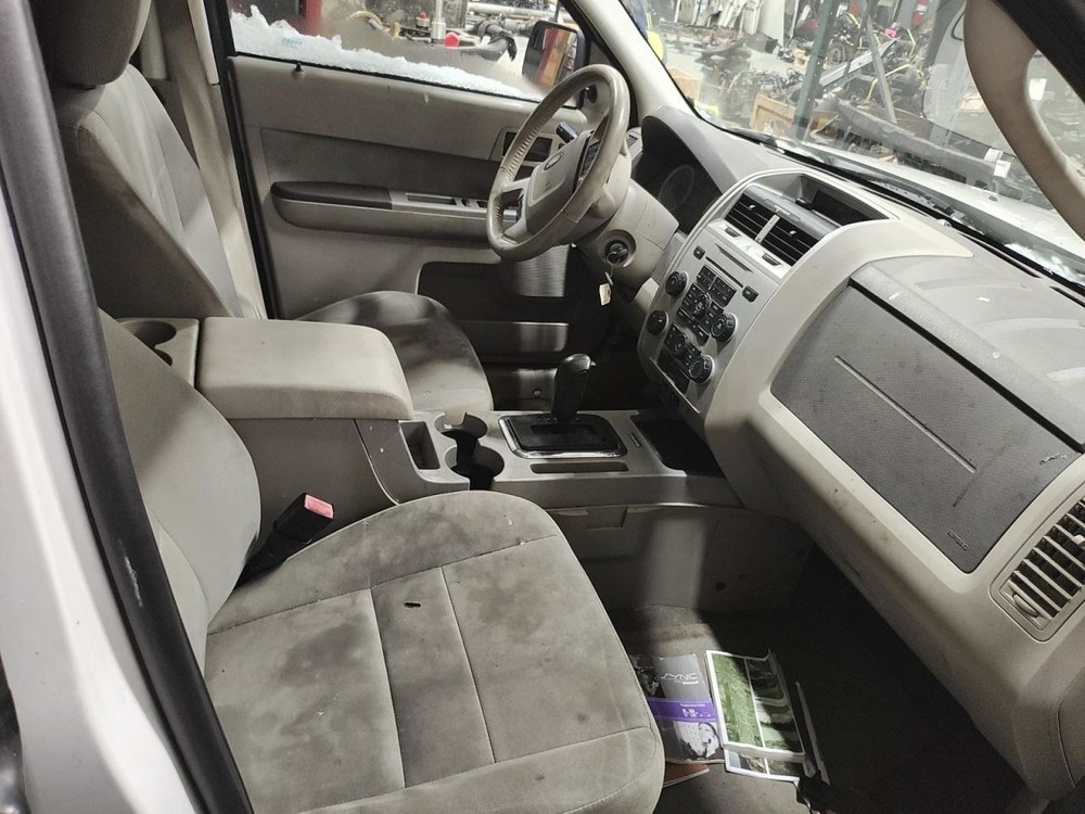 ESCAPE 2010 Battery Tray 95467