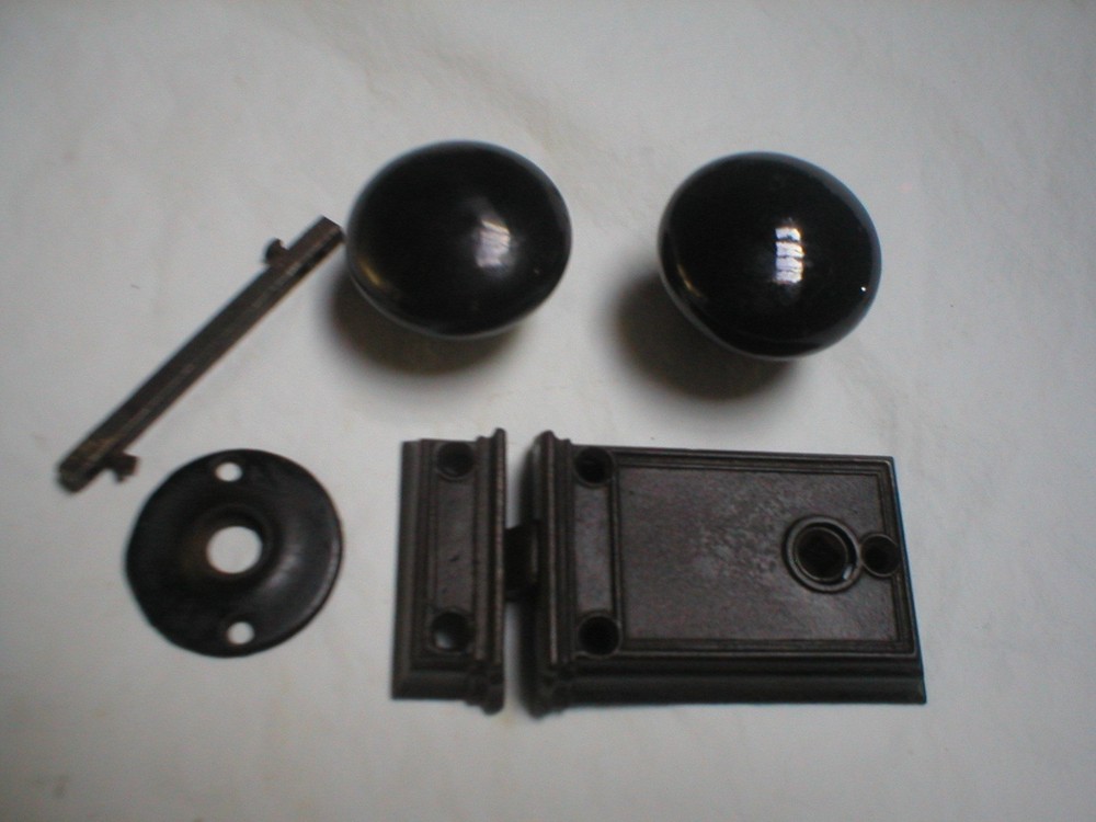 Antique Surface Mount Door Hardware with Porcelain Knobs