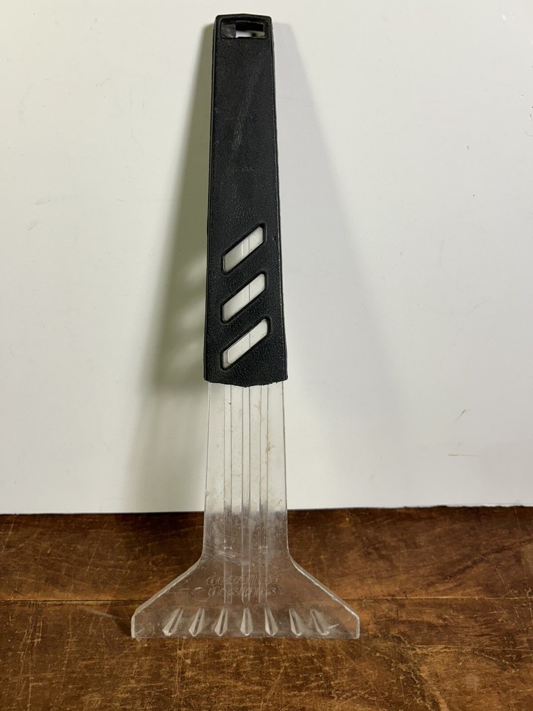 Vintage 1970s 80s  Ice Scraper "Detailed Designs" 12.5x5"