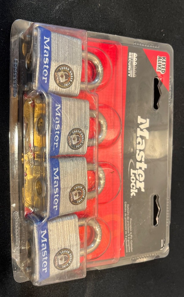 NEW MASTER LOCK 3008D 4 PACK STEEL KEYED LAMINATED PADLOCKS W/ 4 KEYS