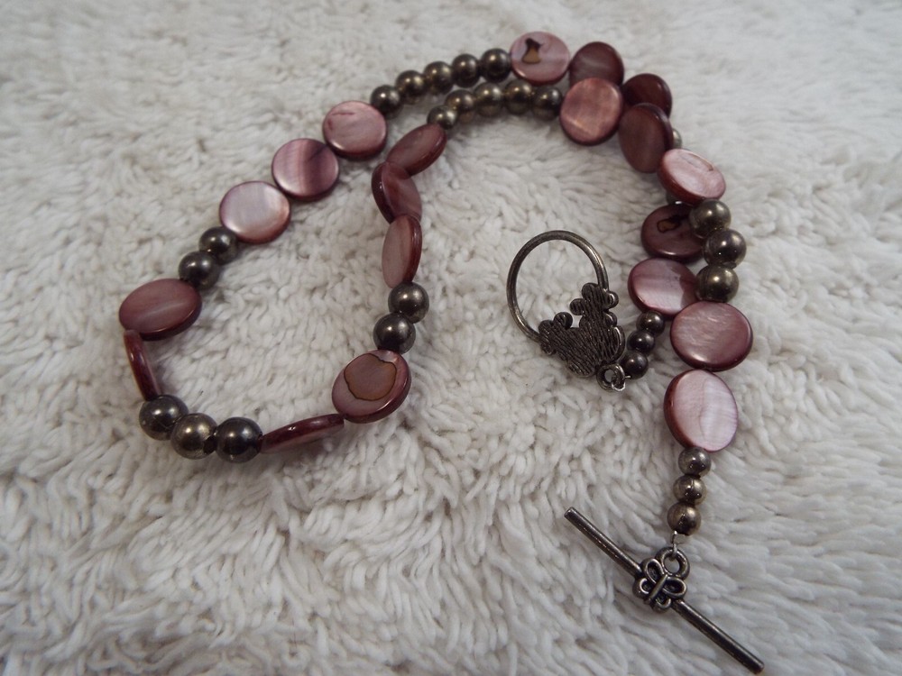 Plum Shell Bead Necklace (C38)