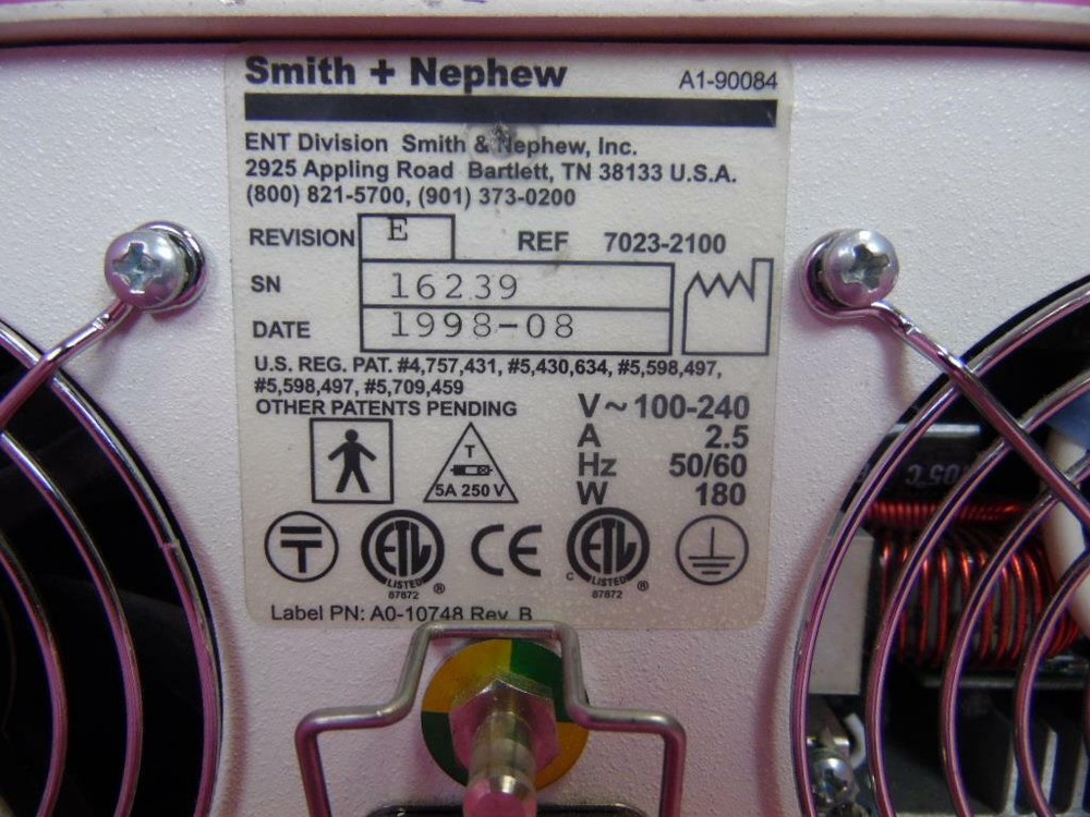 Smith & Nephew Micro Bright Illluminator 7023-2100 100W Xenon Light Source