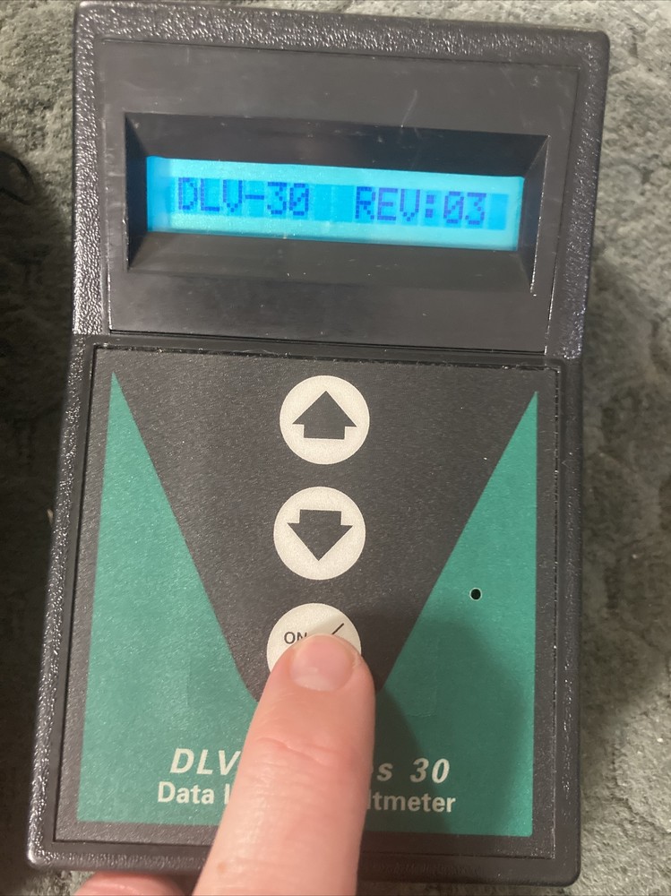 Data Logging Voltmeter Voltlogger With Case DLV-30 Battery Voltage