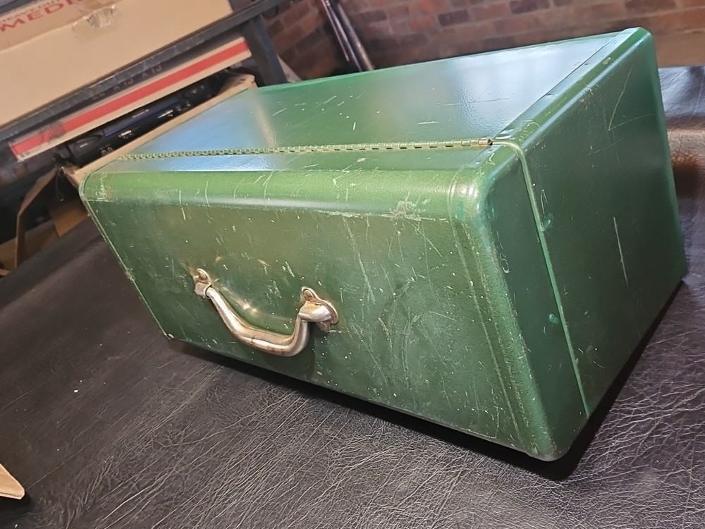 Vintage USA S-K Wayne 20" Tool Box With Tray