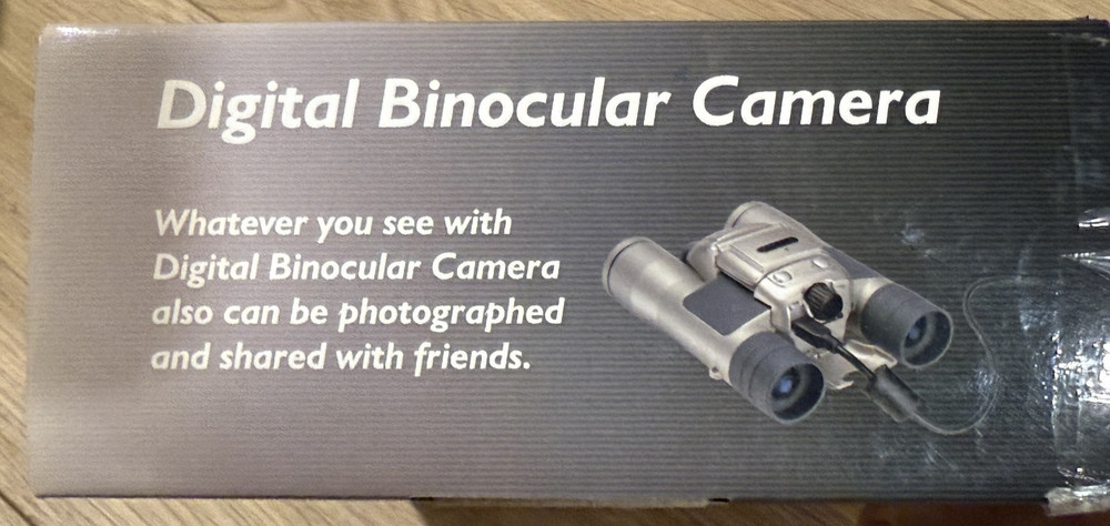 Digital Binocular Camera 8x Flip-Up LCD Screen 8x32mm Binocular 1.3 mega pixel