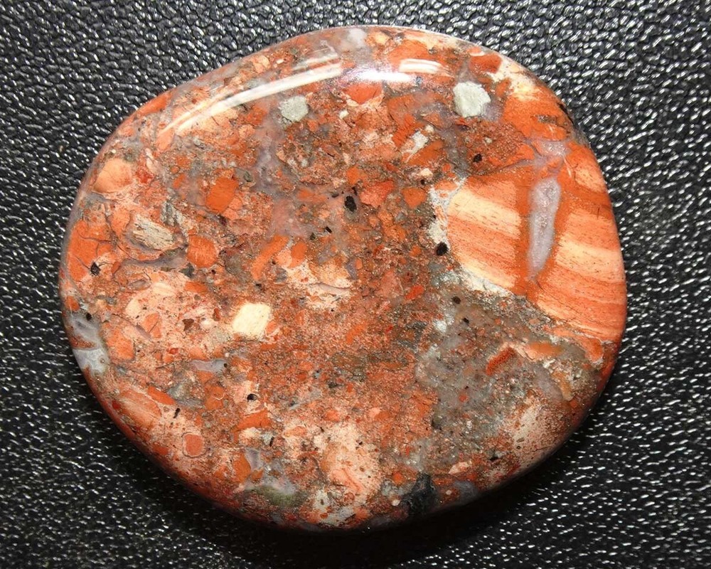Red Jasper Worry Stone sc681c