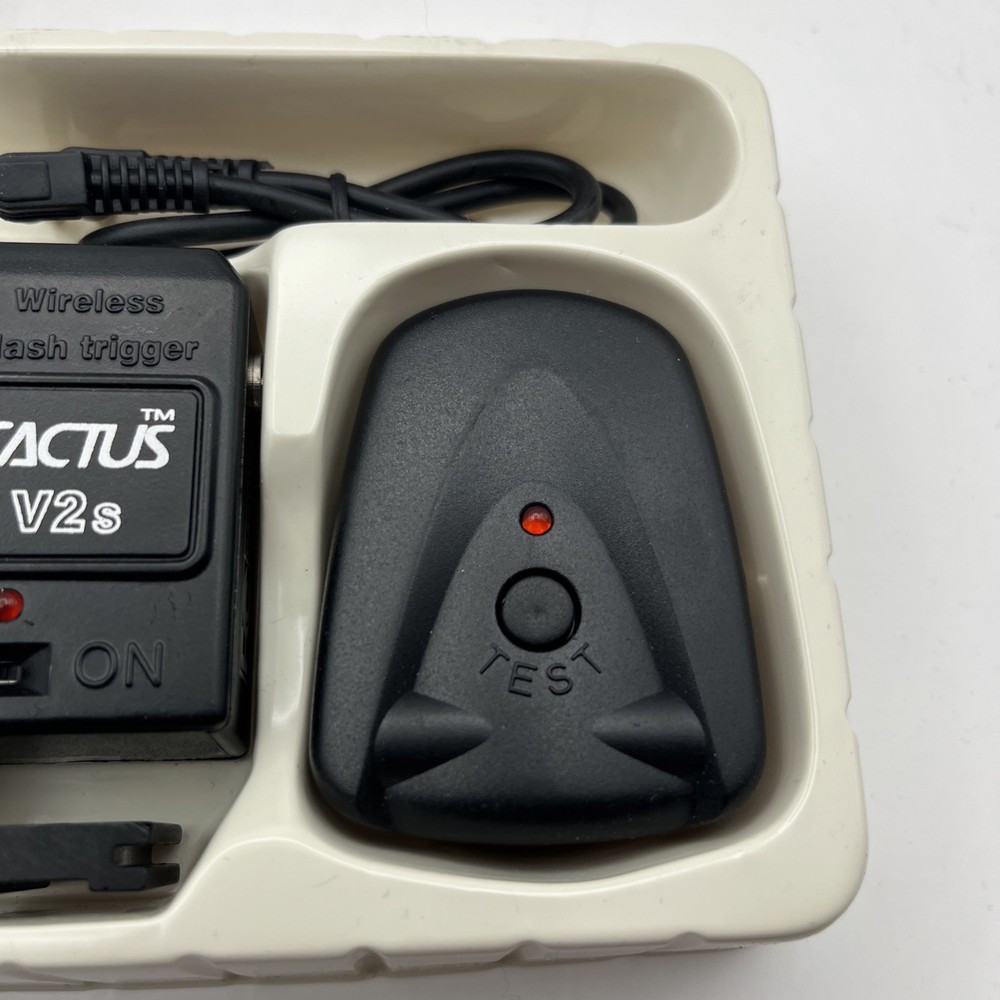 Cactus V2s Wireless Flash Trigger and Receiver RF604 4 Channels External Flashes