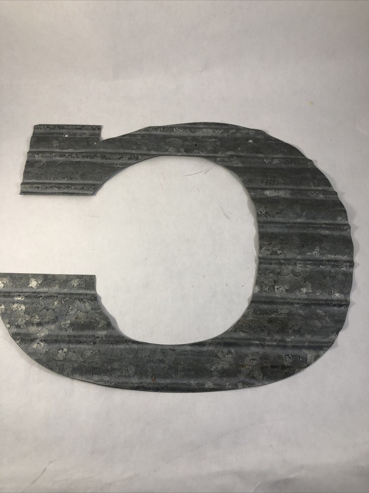 Letter C Green Galvanized Steel Wall Hanging Decorative "C" Rustic Wall Decór