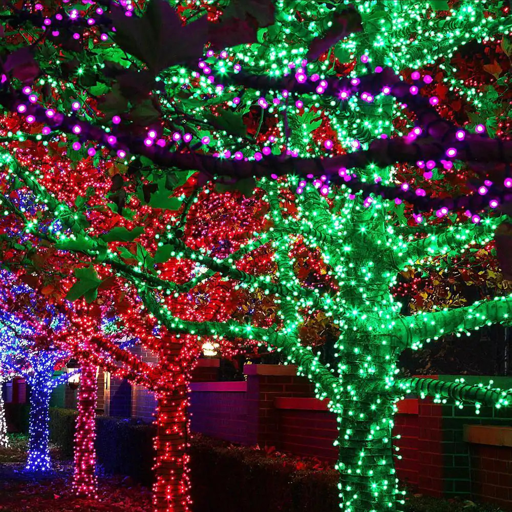 100 Ft. 300 LED Connectable Christmas String Lights with 8 Lighting Modes for In