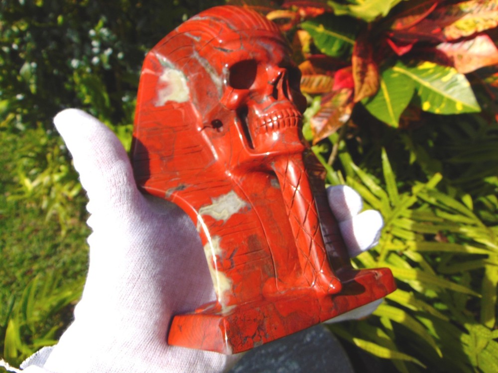 Red Jaspar Pharoah Sculpt by Skullis