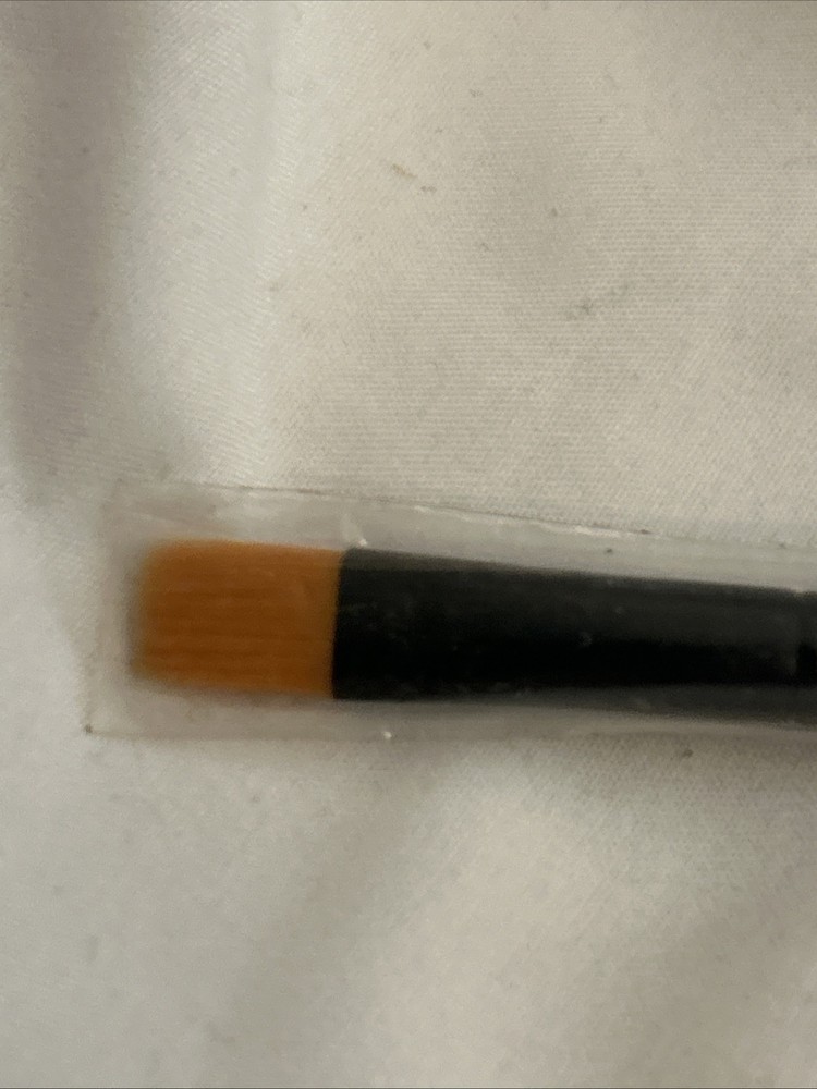 TOVA SECRETS Concealer Applicator/blending Brush Duo #20 Black Handle Brush 5”
