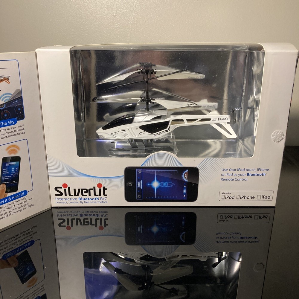 Silverlit Interactive Bluetooth R/C Blu-Tech Heli BSH-A B4620