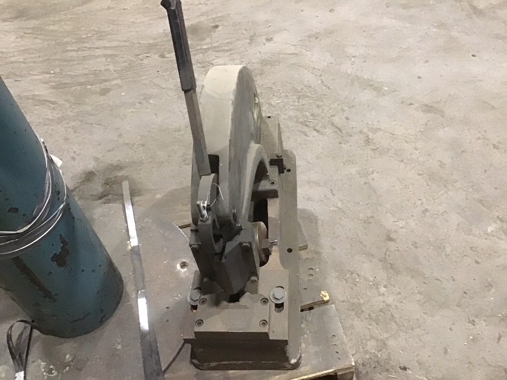 Di Acro 2 Punch With Tools Strippit