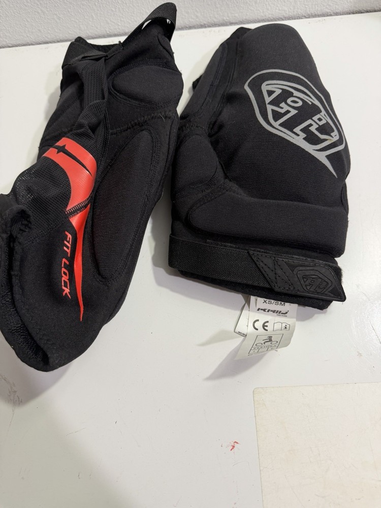 Troy Lee Designs Raid Knee Guards Large