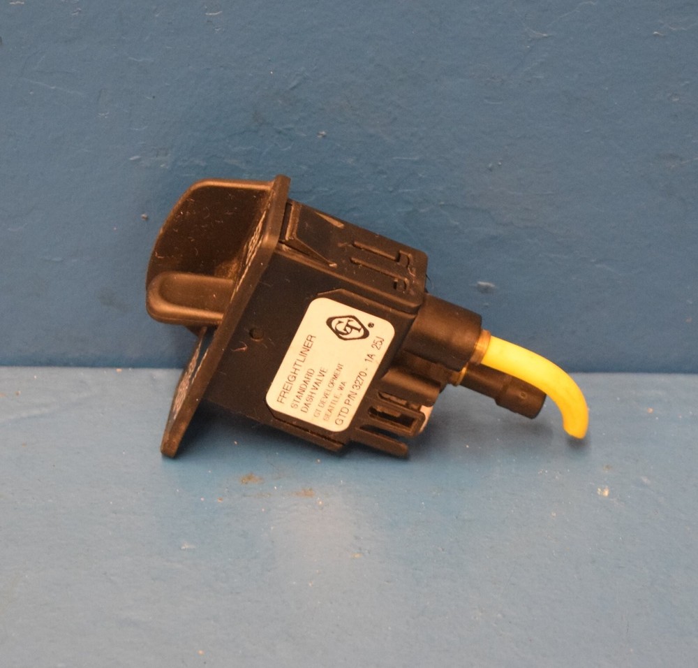 FREIGHTLINER INTER AXLE DIFFERENTIAL LOCK SLIDE SWITCH 3270-1A - 20934