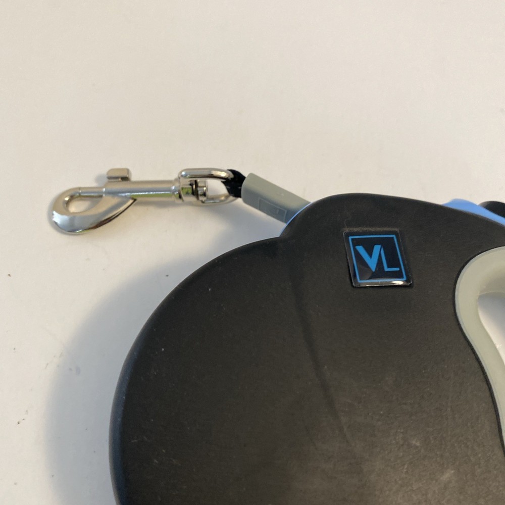 Vibrant Life Reflective Retractable Tape Leash