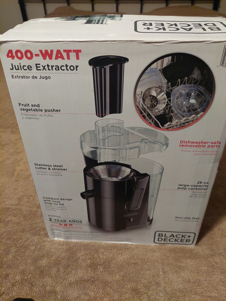 Black & Decker - JE2400BD: Fruit & Vegetable Juice Extractor, 400 Watts - NIB