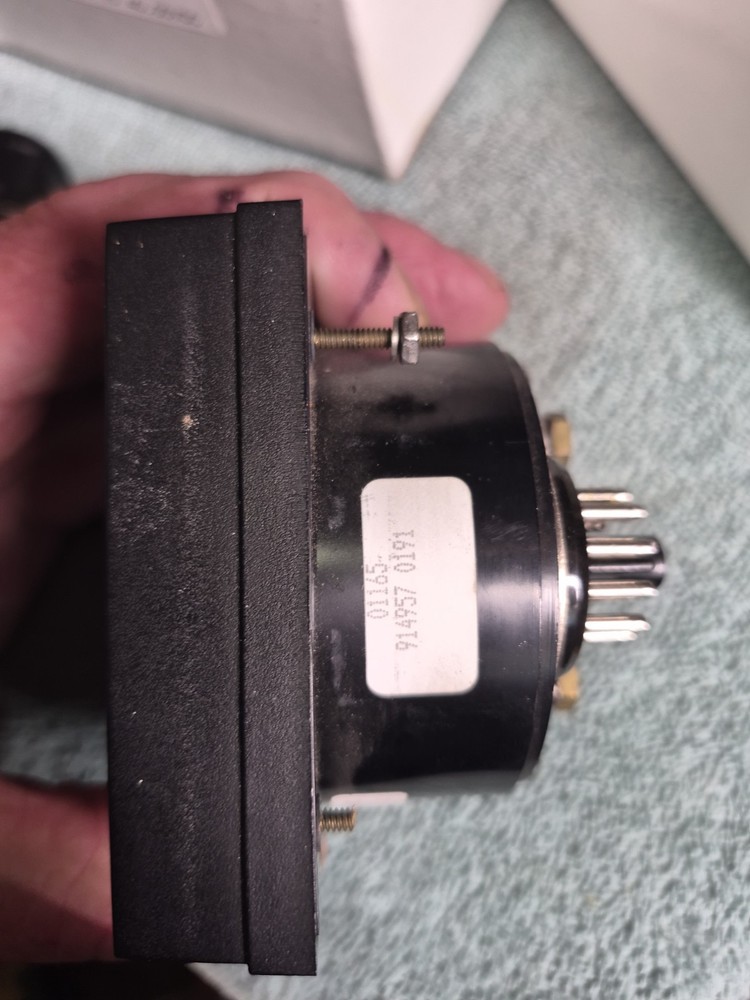 Beede Digital Voltmeter With Limits And Socket