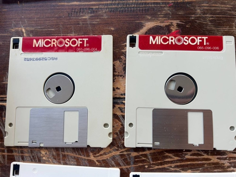 Vintage Microsoft Excel Macintosh Software 6-Disk Set Manuals Sampler