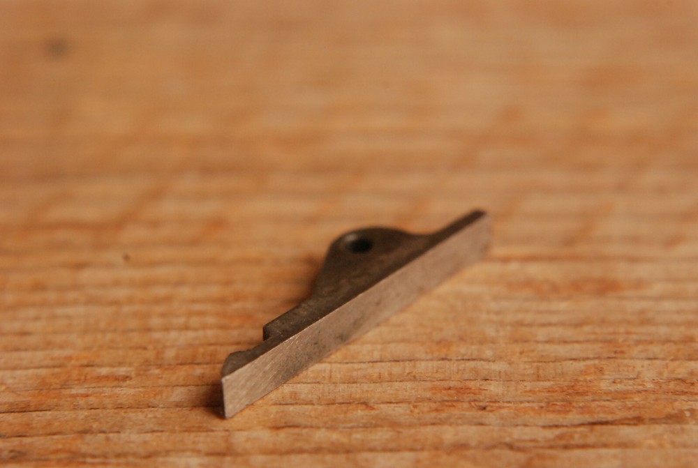 Mossberg 500 RH Extractor 12 20 Part #1841