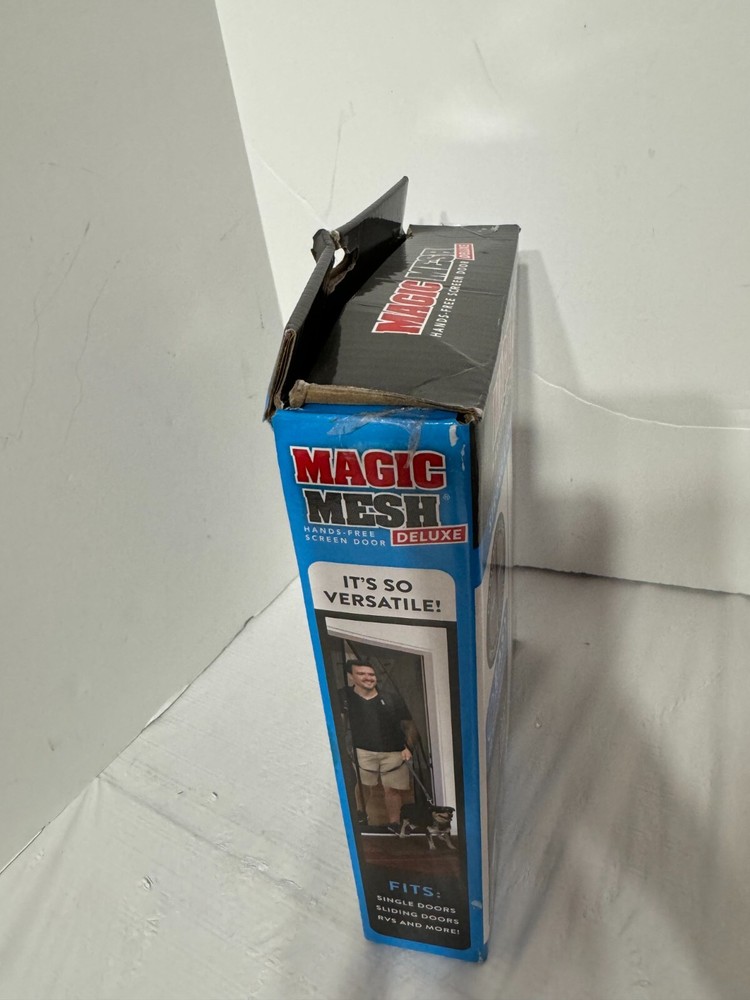 Magic Mesh Deluxe Hands Free Magnetic Screen Door