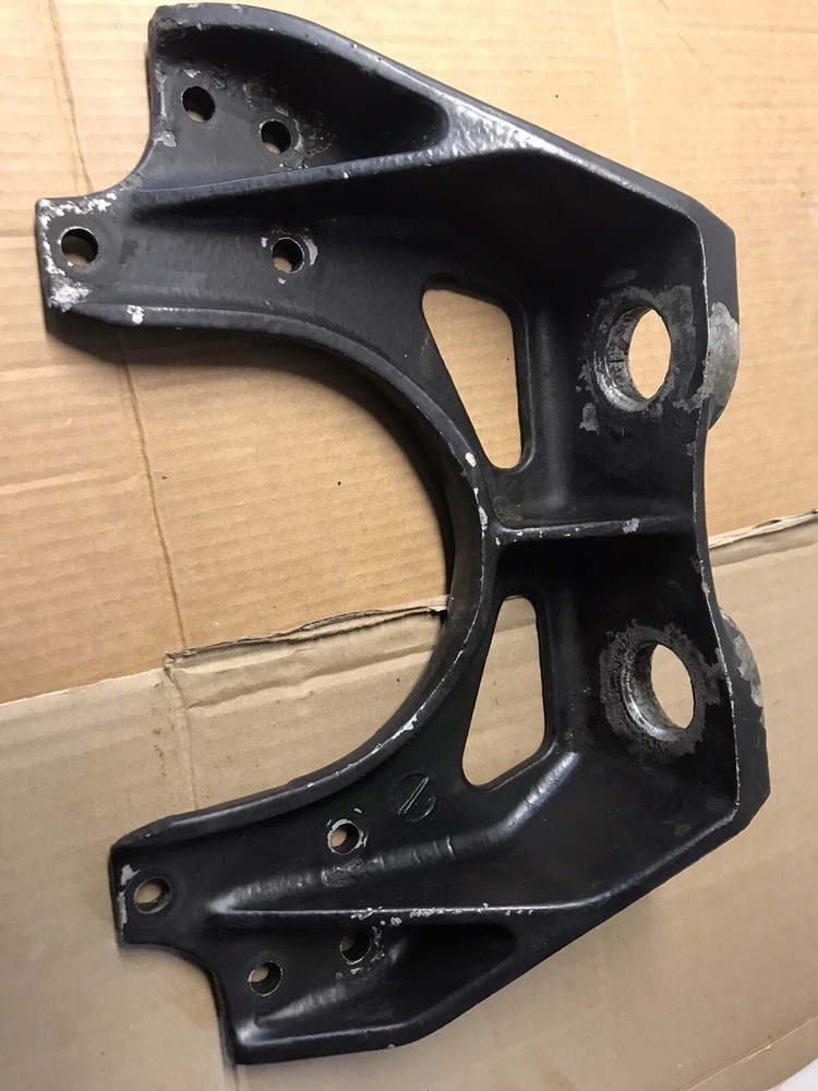 CUMMINS N14 ENGINE MOUNT  503265c1