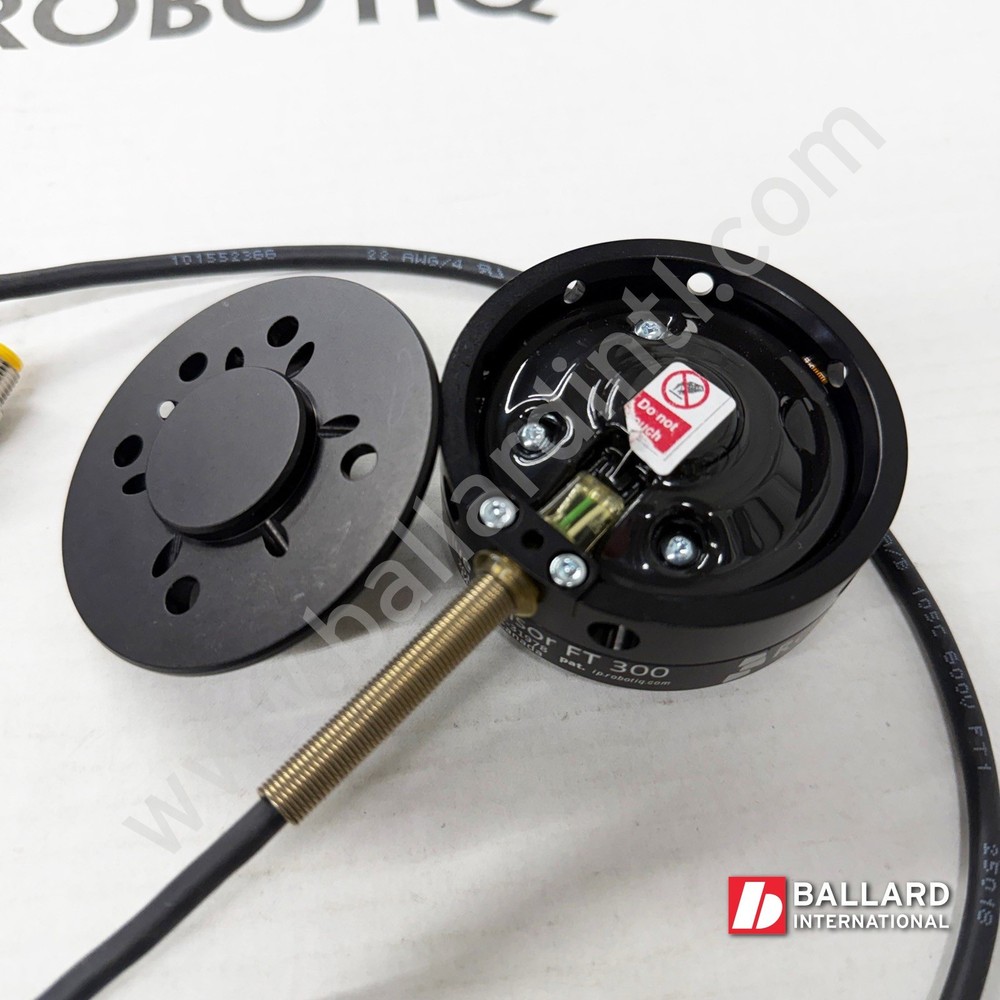 ROBOTIQ FT 300 Force Torque Sensor FULL KIT Complete w/ Coupling, Cables, & USB
