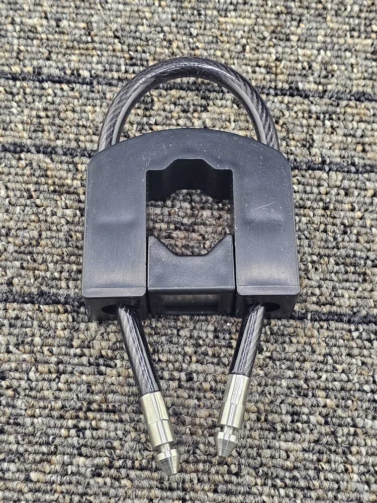 G10: Resettable 4-digit Combination Key Safe Lock Box w/ Removable Shackle