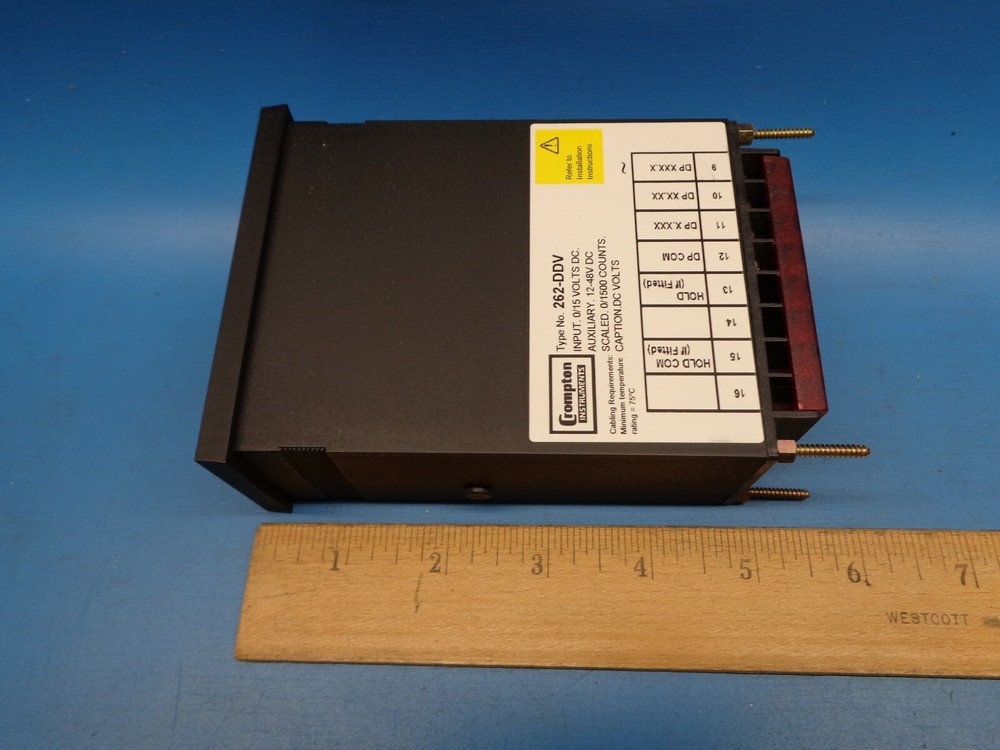 (1) 262-DDVU-NDTC-A2-14 TYCO DIGITAL PANEL METER DC VOLTAGE CROMPTON 3.5 DIGIT