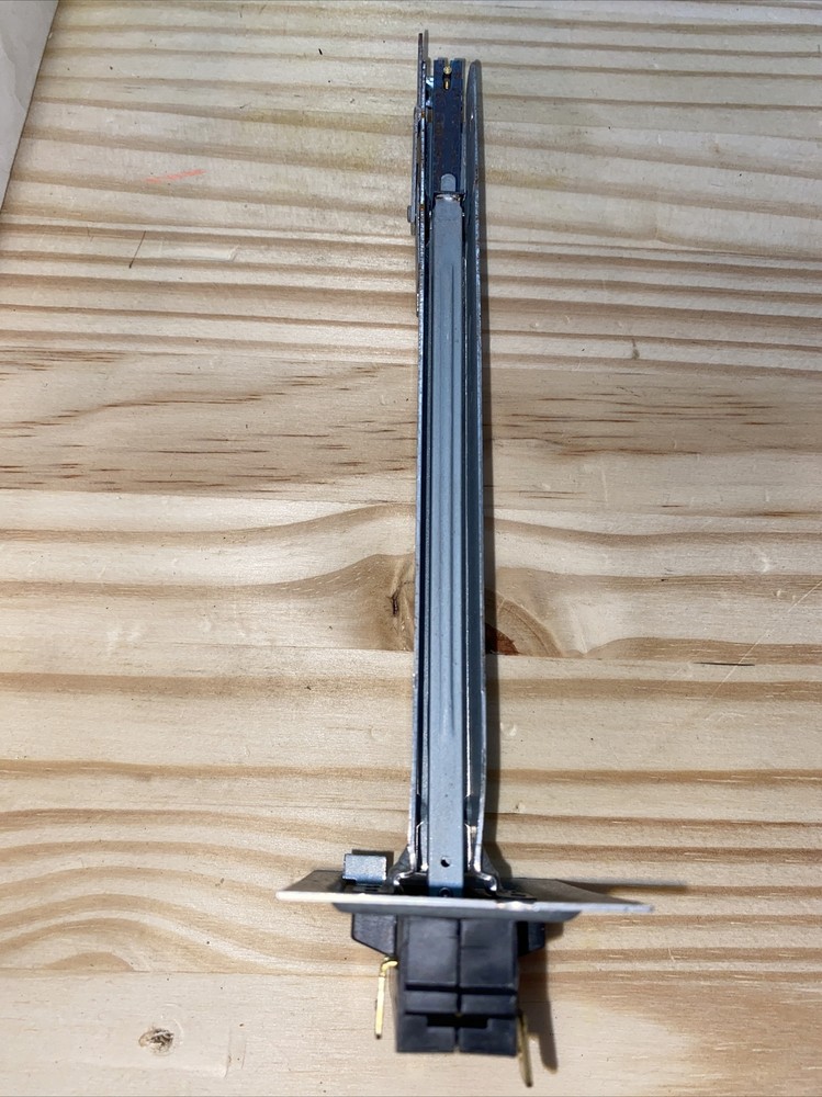 Carrier HH680-405 LIMIT SWITCH 7" Long