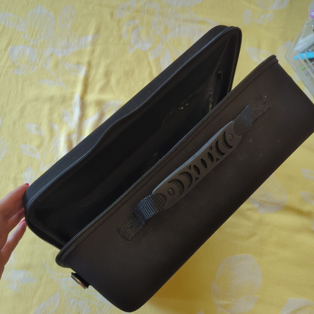 Virtual Reality Glasses Carrying Case