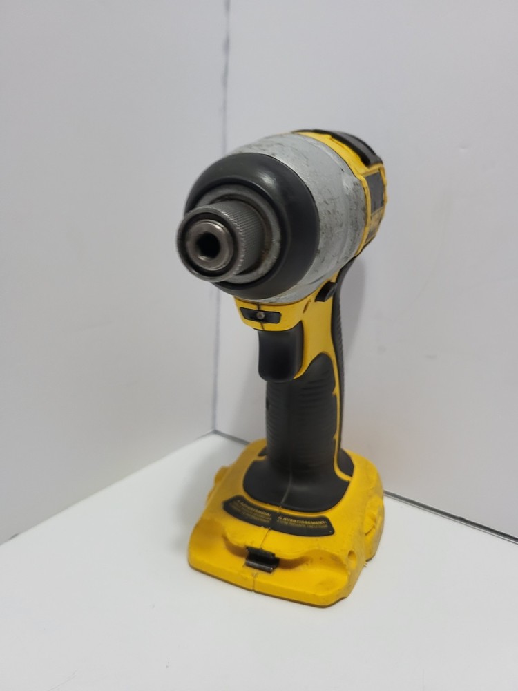 Dewalt DCF826 18V Impact Driver 1/4" - TOOL ONLY - Tested