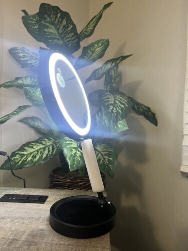 8? Light Up Mirror With 1x And 10x