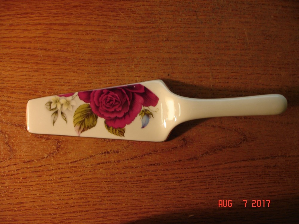 Fine Porcelain Original Wedding Server