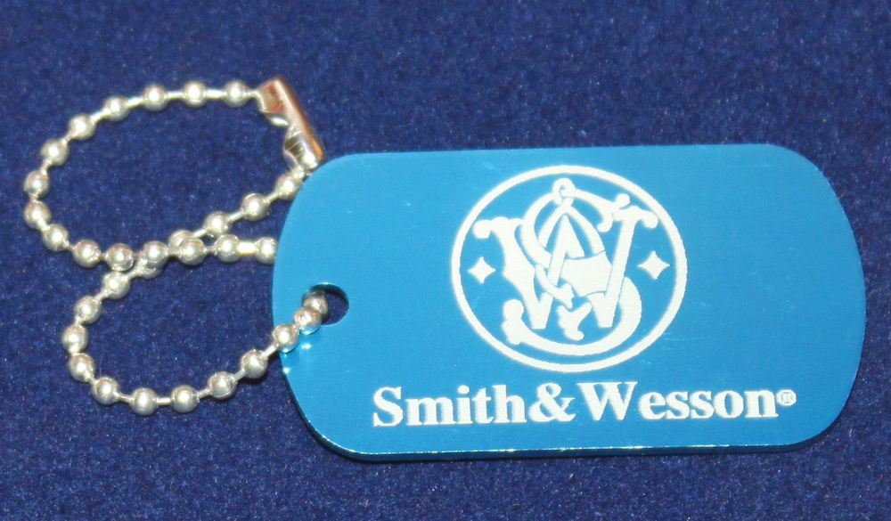 Smith & Wesson Model keychain