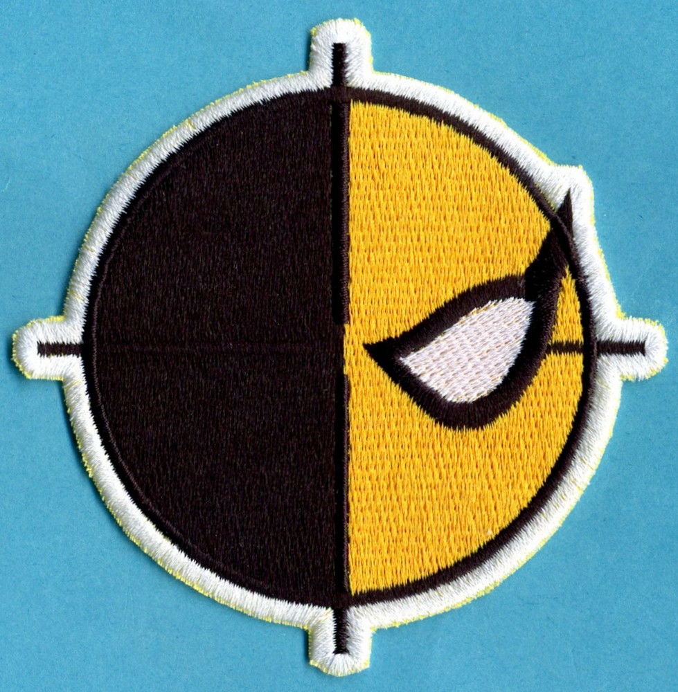 Deathstroke / Slade Wilson fully embroidered 3.75" patch w/hook backing