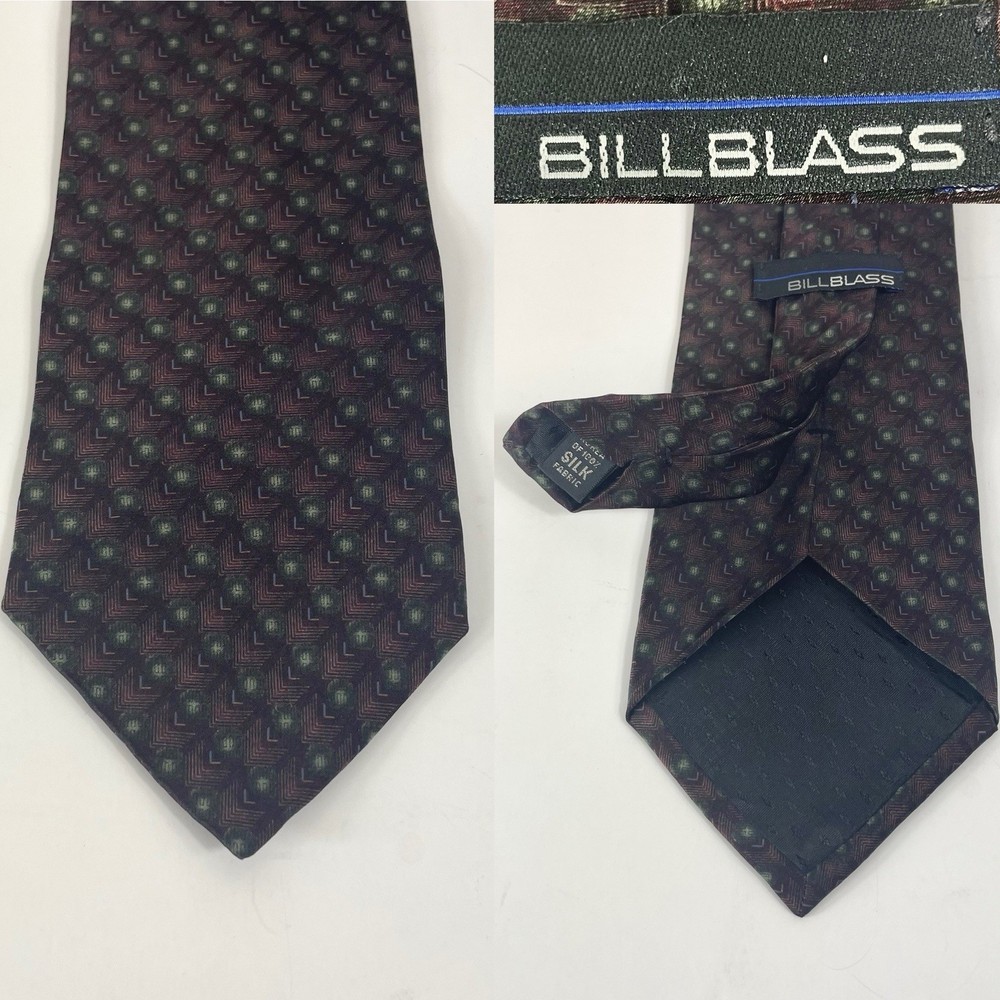 Bill Blass Silk Tie.