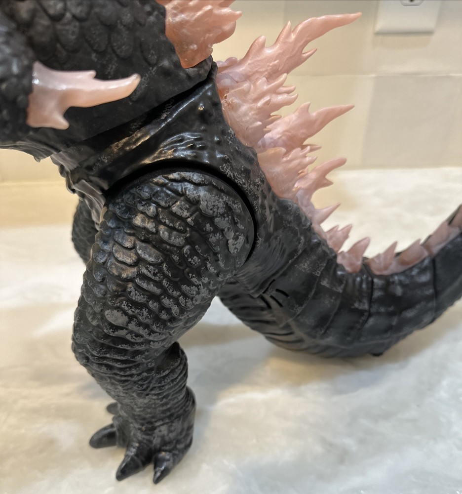 Godzilla Light-Up Action Figure Pink Spines Electronic NO REMOTE