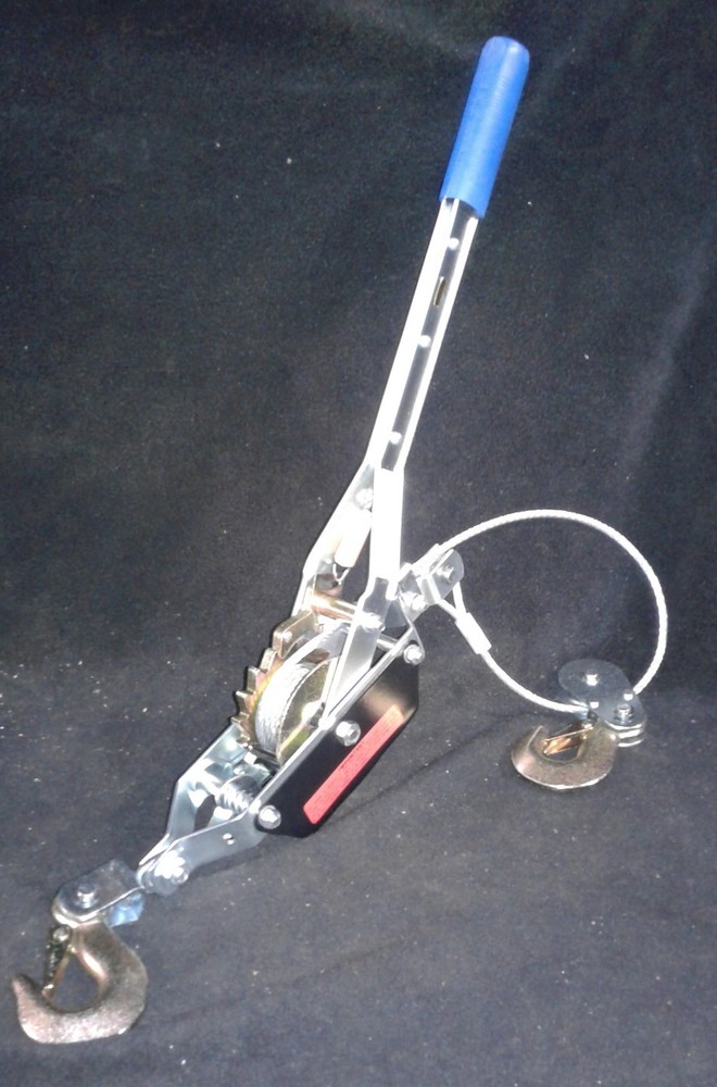 CUMMINGS Industrial Tools 2 Ton Hand Power Puller. #5132.