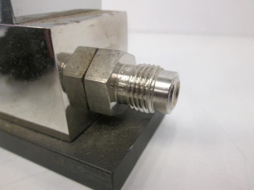 Unit Instruments, UFC-2000, Mass Flow Controller, 15 SLM, 02, Used