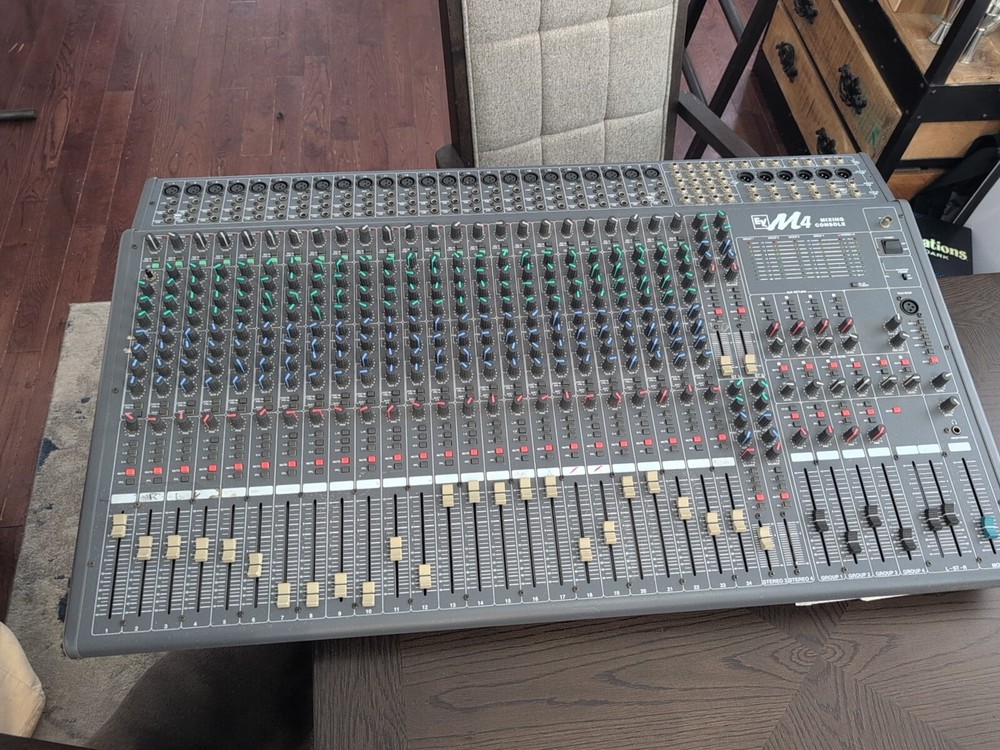 Ev M4 Mixing Console 24 Channel