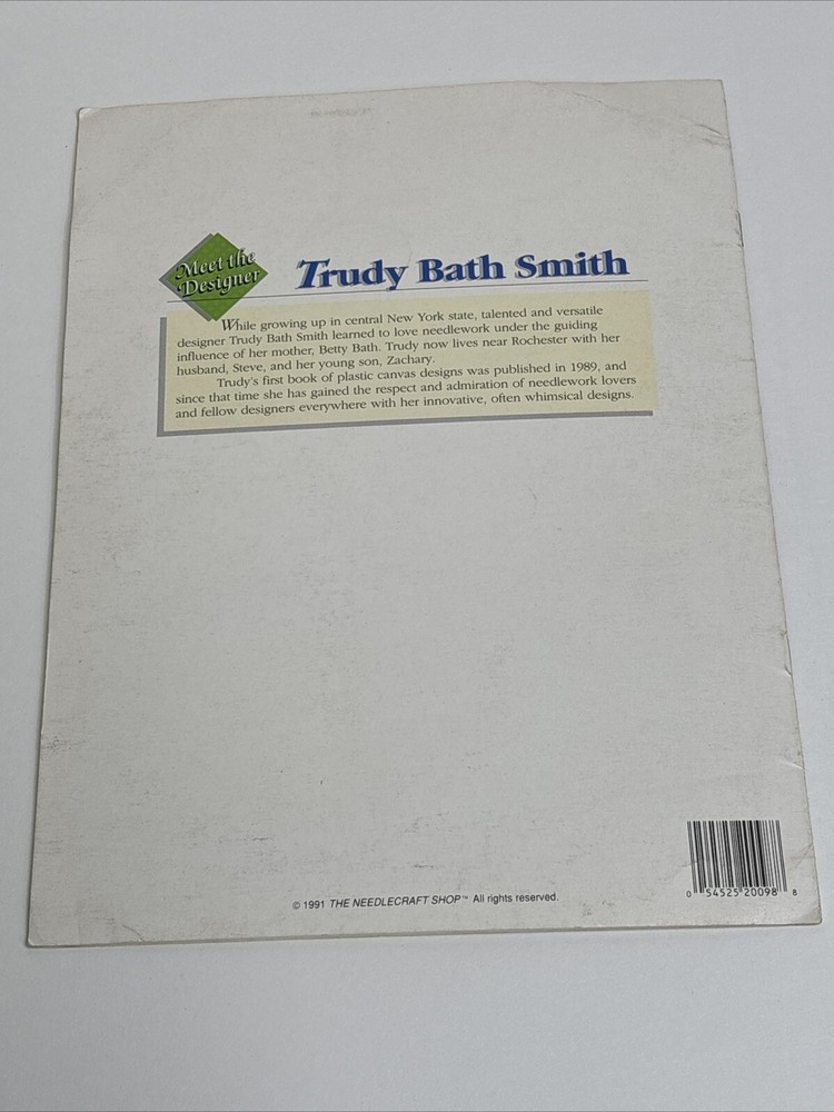 Needlecraft Shop Glow Buddies 7 Designs Plastic Canvas Pattern