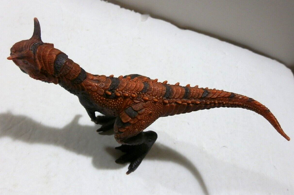 2016 Schleich 9" Carnotaurus Bull Dinosaur