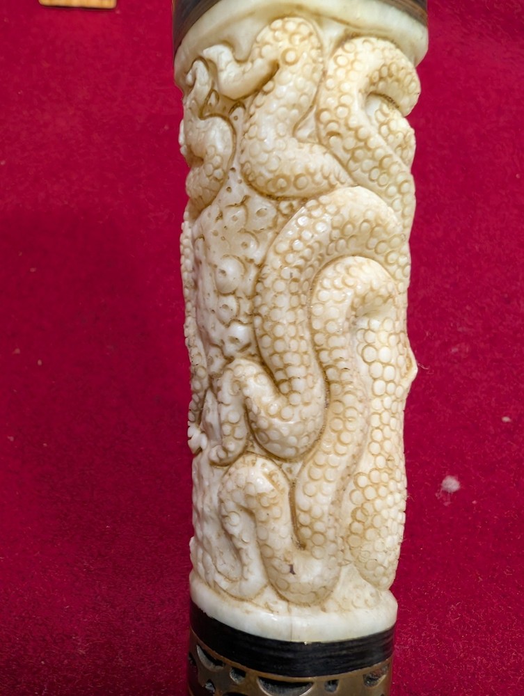Knife Unique Fine Carved Handle