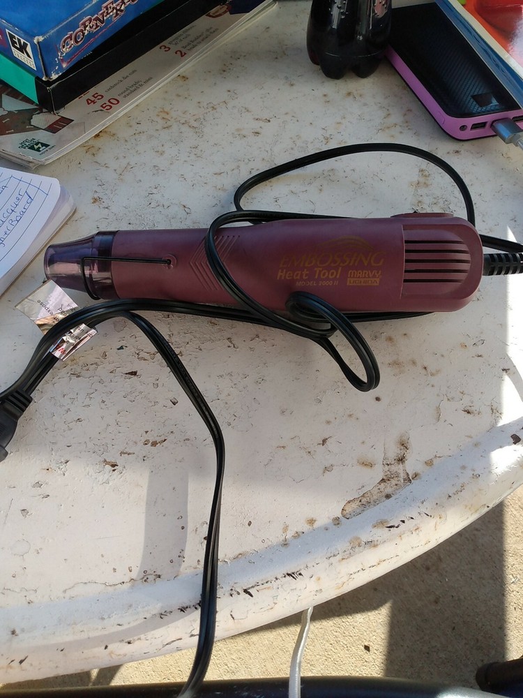 Uchida embossing heat tool model 2000(CraftA)